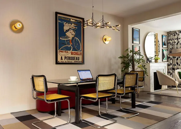 Hotel Moderniste
